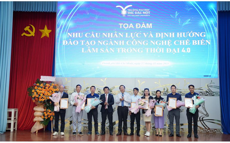 Trường Đại học Thủ Dầu Một ký kết hợp tác thúc đẩy đào tạo và phát triển ngành chế biến lâm sản